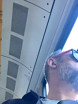 Snapshot of GHsveter chatting on September 21, 2025, 11:37 am GHsveter online show from September 21, 2025, 11:37 am