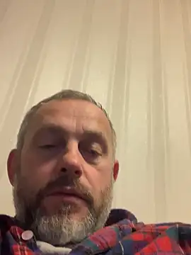 Snapshot of GHsveter chatting on September 26, 2025, 9:21 pm GHsveter online show from September 26, 2025, 9:21 pm