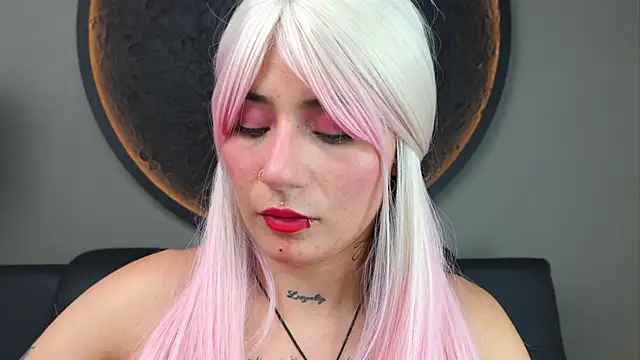 Snapshot of miss_sharlotte18 chatting on September 27, 2025, 6:14 pm miss sharlotte18 online show from September 27, 2025, 6:14 pm