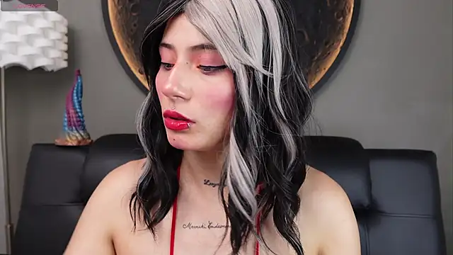 miss sharlotte18 online show from April 16, 2026, 6:08 pm