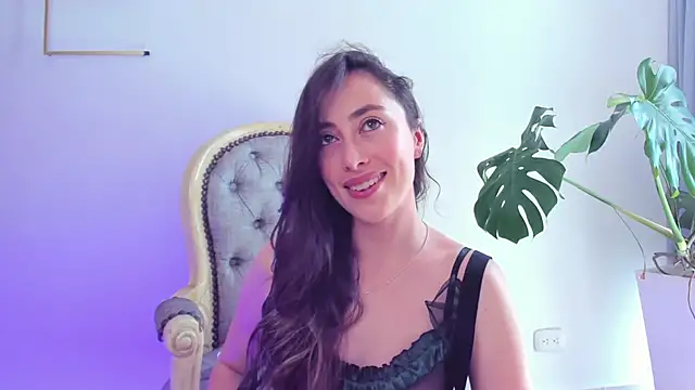 Snapshot of Amatiista chatting on October 25, 2025, 7:25 pm Amatiista online show from October 25, 2025, 7:25 pm