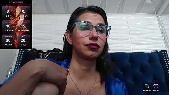 Eva-Williams online show from March 23, 2025, 2:37 am
