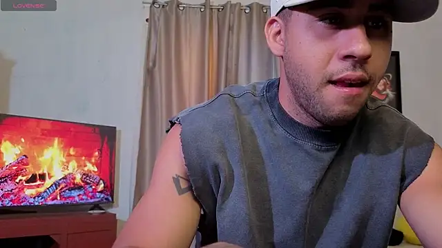 Daiki Jack online show from November 15, 2025, 2:43 pm