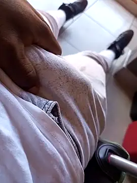 Snapshot of chef-dudi012 chatting on February 2, 2026, 6:34 am chef-dudi012 online show from February 2, 2026, 6:34 am