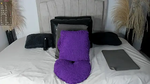 Snapshot of Bianka_olivetto021 chatting on February 7, 2026, 1:13 am Bianka olivetto021 online show from February 7, 2026, 1:13 am