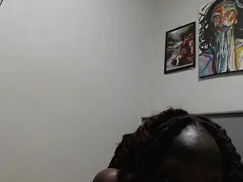 CandyLovesU2 online show from December 2, 2025, 8:43 pm