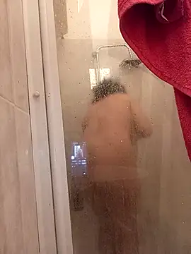 Snapshot of callmelouve chatting on October 25, 2025, 8:13 am callmelouve online show from October 25, 2025, 8:13 am