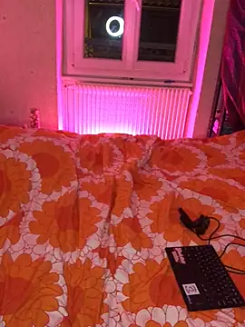callmelouve online show from January 30, 2025, 7:48 pm