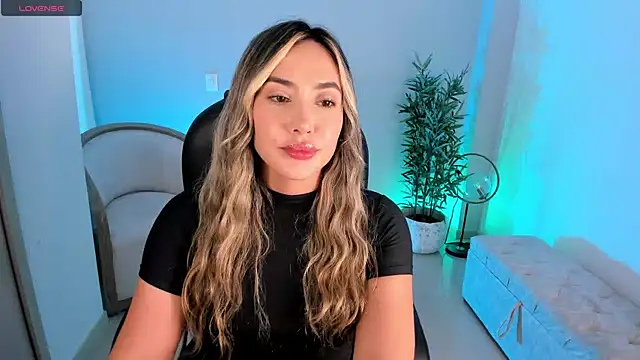 Snapshot of NiaBennet_ chatting on October 10, 2025, 9:37 pm NiaBennet online show from October 10, 2025, 9:37 pm