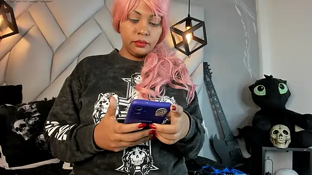 MirandaHaguen online show from February 18, 2025, 1:32 am