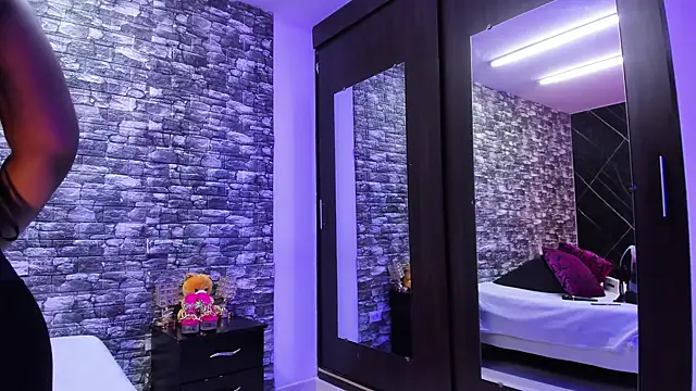 ArianaBlackk online show from February 19, 2025, 12:11 pm