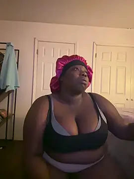 Snapshot of prettypaidkash chatting on February 23, 2025, 11:25 pm prettypaidkash online show from February 23, 2025, 11:25 pm