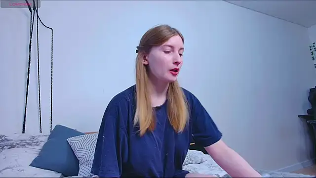  whiteprincess online show from October 13, 2025, 12:18 pm