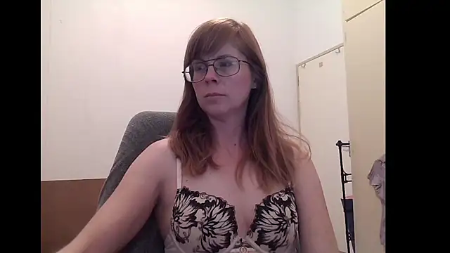 SavannaGirly online show from June 11, 2026, 6:54 am
