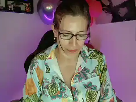 Snapshot of Chayla_Ruiz chatting on February 27, 2025, 1:17 pm Chayla Ruiz online show from February 27, 2025, 1:17 pm