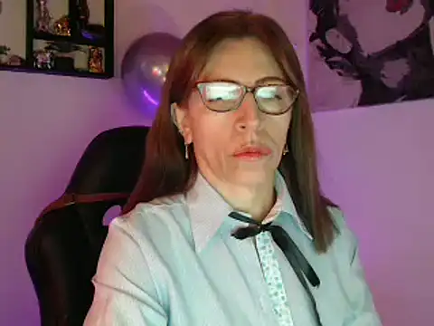 Snapshot of Chayla_Ruiz chatting on March 3, 2025, 9:26 pm Chayla Ruiz online show from March 3, 2025, 9:26 pm