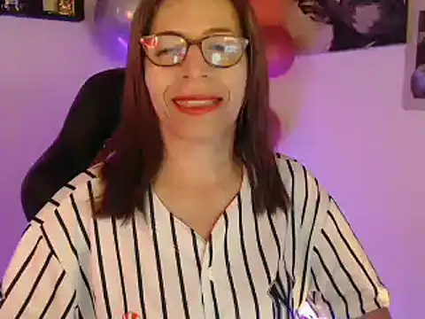 Snapshot of Chayla_Ruiz chatting on March 9, 2025, 1:59 pm Chayla Ruiz online show from March 9, 2025, 1:59 pm