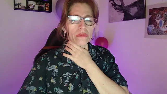 Snapshot of Chayla_Ruiz chatting on March 16, 2025, 3:17 pm Chayla Ruiz online show from March 16, 2025, 3:17 pm