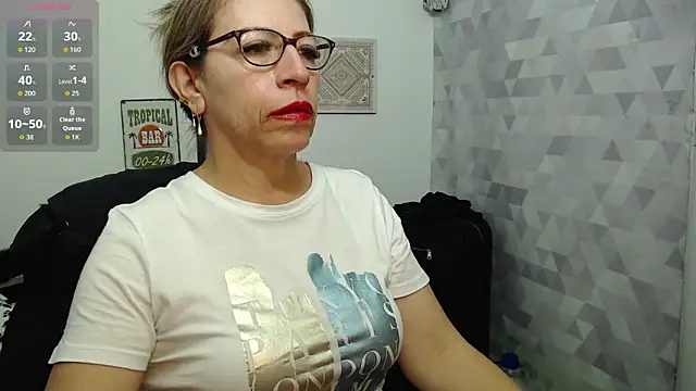 Snapshot of Chayla_Ruiz chatting on September 23, 2025, 11:34 pm Chayla Ruiz online show from September 23, 2025, 11:34 pm