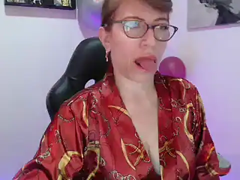 Snapshot of Chayla_Ruiz chatting on March 12, 2025, 9:13 pm Chayla Ruiz online show from March 12, 2025, 9:13 pm