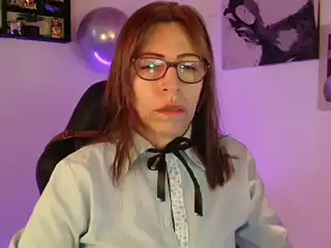 Snapshot of Chayla_Ruiz chatting on March 3, 2025, 6:24 pm Chayla Ruiz online show from March 3, 2025, 6:24 pm