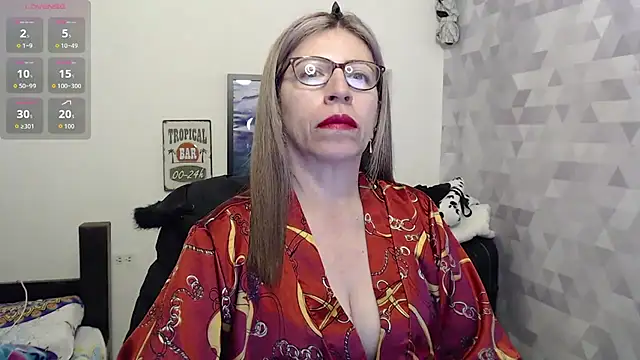 Snapshot of Chayla_Ruiz chatting on September 20, 2025, 11:04 am Chayla Ruiz online show from September 20, 2025, 11:04 am