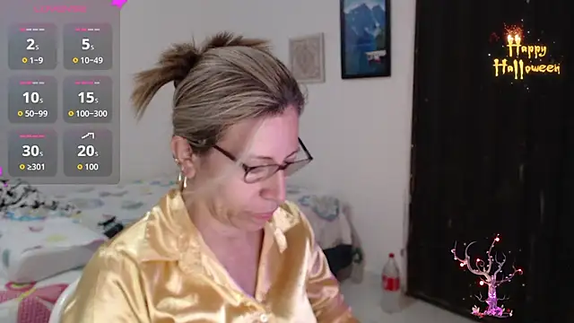 Snapshot of Chayla_Ruiz chatting on October 16, 2025, 10:01 am Chayla Ruiz online show from October 16, 2025, 10:01 am