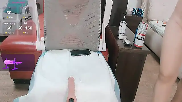 Snapshot of LILYsweetfcup chatting on September 28, 2025, 12:56 pm LILYsweetfcup online show from September 28, 2025, 12:56 pm