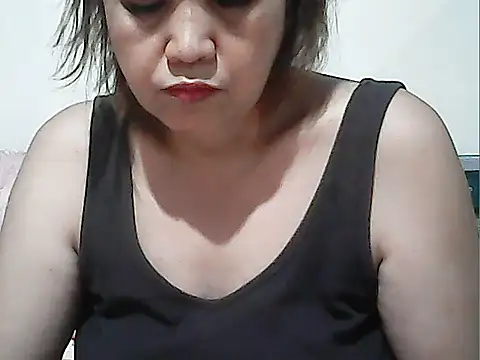 Lhadycarolyn online show from May 16, 2026, 6:56 am