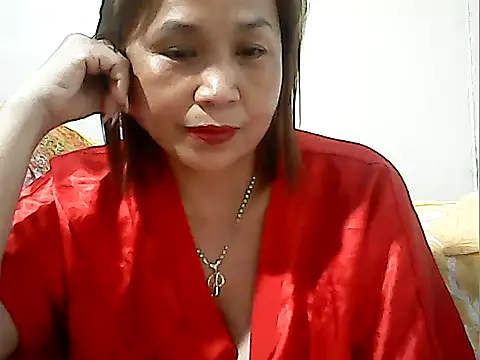 Snapshot of Lhadycarolyn chatting on October 12, 2025, 9:49 pm Lhadycarolyn online show from October 12, 2025, 9:49 pm