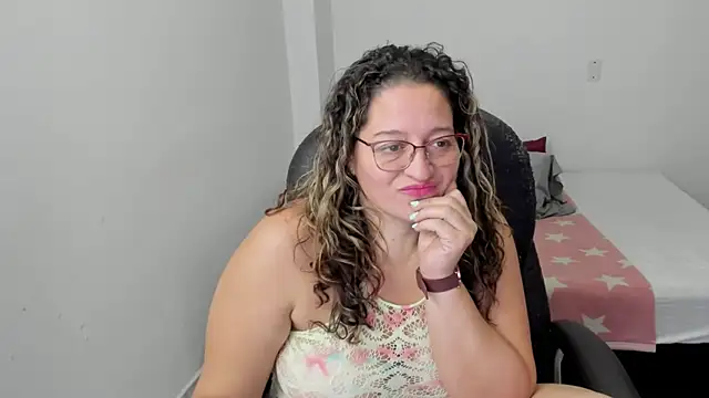 alejandra milf  online show from July 12, 2026, 4:08 pm