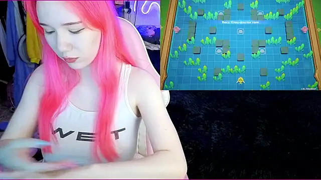 Maya Viola online show from October 1, 2025, 5:45 am