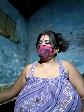 parioo7 online show from March 19, 2025, 6:12 pm