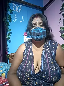 parioo7 online show from March 8, 2025, 4:06 pm