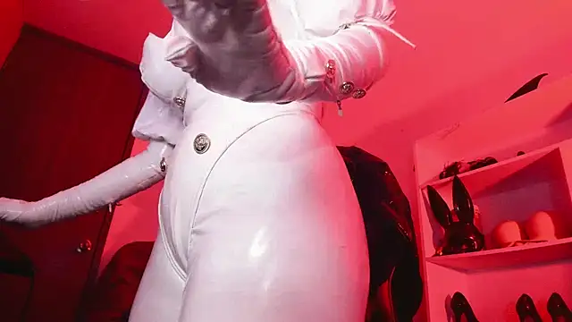 Snapshot of Miss_tentation chatting on March 13, 2025, 3:11 am Miss tentation online show from March 13, 2025, 3:11 am