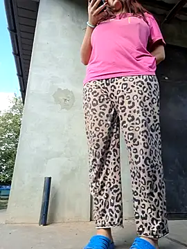 NansyyyaLiannkkaasssssa78 online show from September 28, 2025, 8:43 am