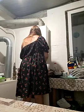 NansyyyaLiannkkaasssssa78 online show from September 17, 2025, 6:54 pm