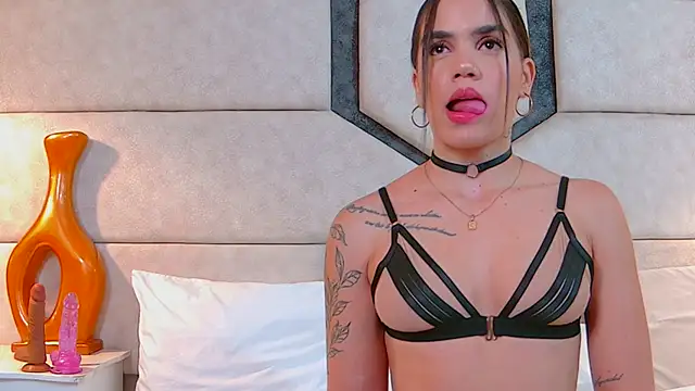 Snapshot of April_Cutee chatting on March 11, 2025, 7:47 pm April Cutee online show from March 11, 2025, 7:47 pm