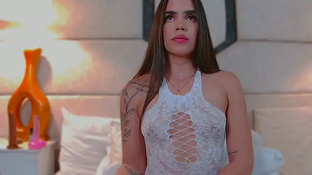 Snapshot of April_Cutee chatting on March 16, 2025, 1:59 am April Cutee online show from March 16, 2025, 1:59 am