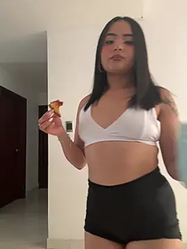 jailyncam  online show from March 3, 2025, 1:45 pm