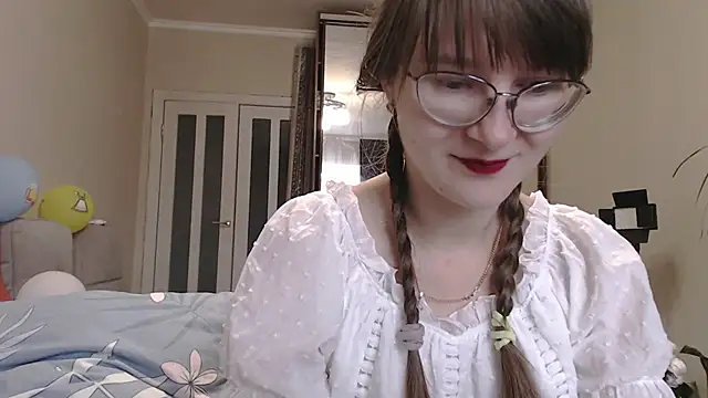 Snapshot of KiraGoldens chatting on September 23, 2025, 5:58 am KiraGoldens online show from September 23, 2025, 5:58 am