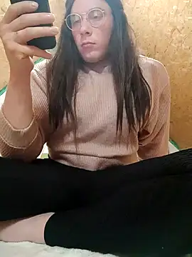 Snapshot of TopicalBazar chatting on December 8, 2024, 3:02 pm TopicalBazar online show from December 8, 2024, 3:02 pm