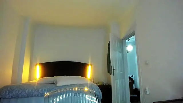 Snapshot of seloriya chatting on October 3, 2025, 6:09 pm seloriya online show from October 3, 2025, 6:09 pm