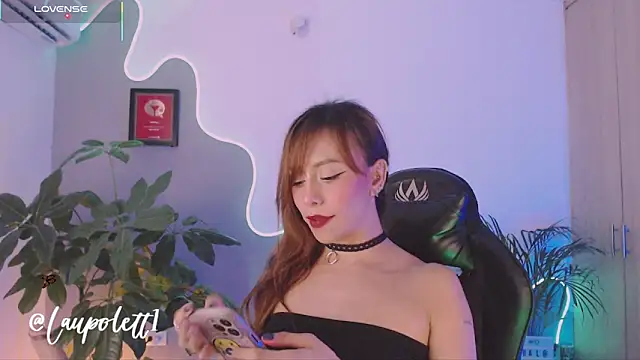 Snapshot of LauPolett chatting on September 28, 2025, 2:51 am LauPolett online show from September 28, 2025, 2:51 am