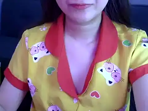 Bee 2k online show from May 12, 2026, 4:31 am