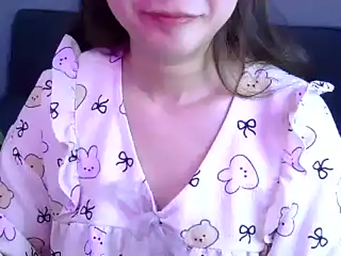 Bee 2k online show from May 14, 2026, 4:20 am