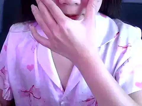 Bee 2k online show from February 15, 2026, 4:57 am