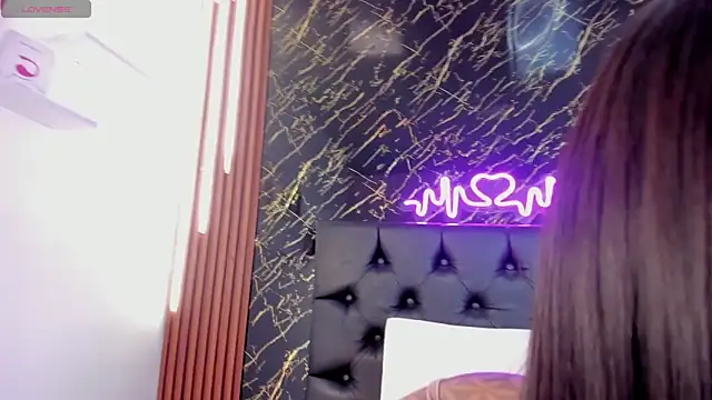 Tamara-evans online show from November 22, 2025, 5:12 pm