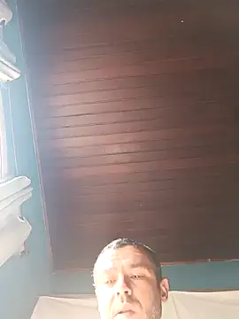 skypemarktt13 online show from December 18, 2024, 11:24 am