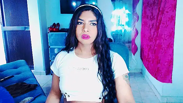 violet bigcock774 online show from April 15, 2026, 5:50 pm